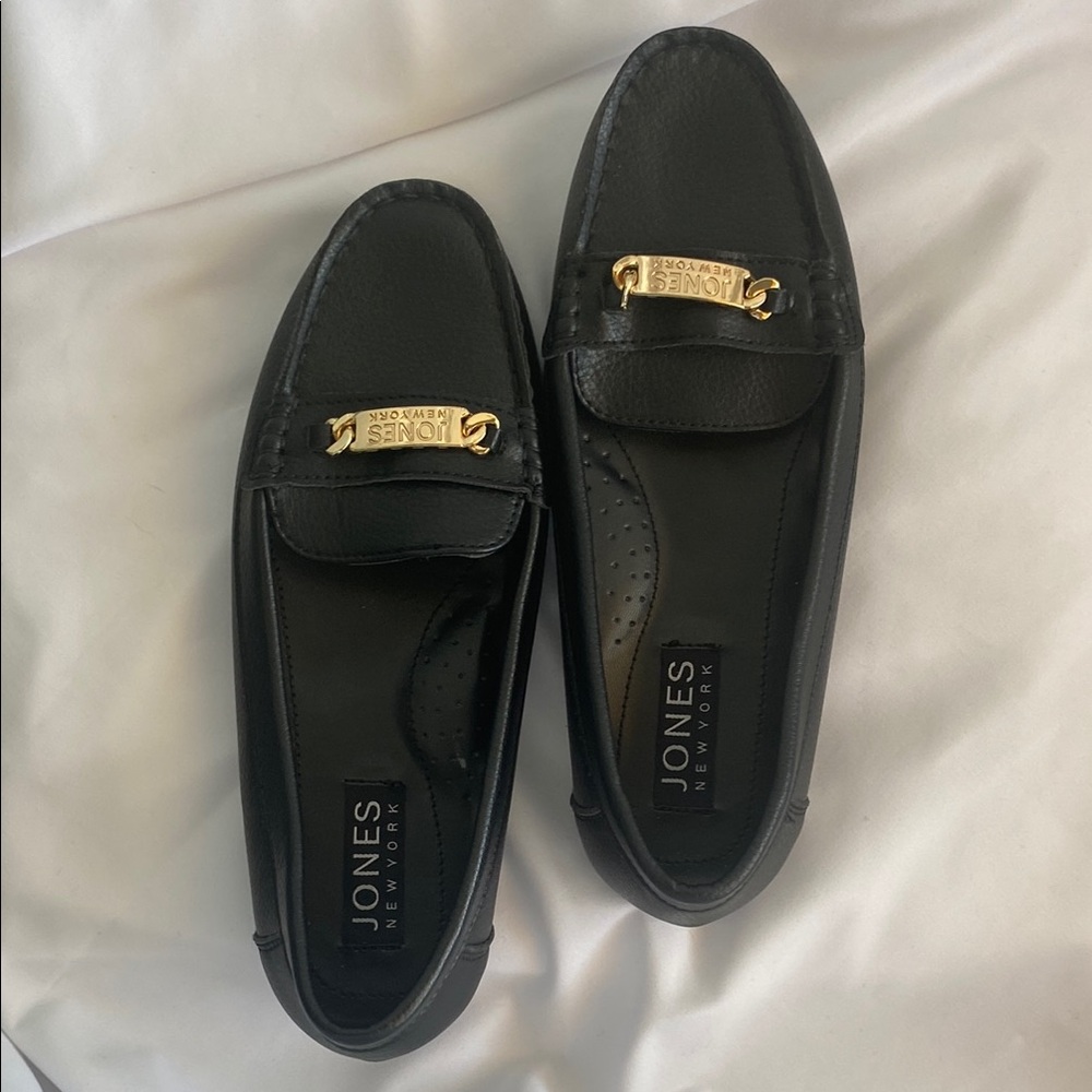 NWOT Jones New York Black Loafers for Women